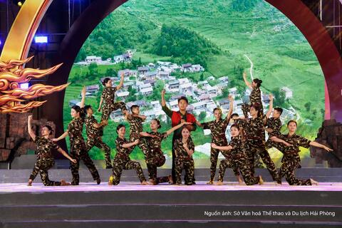 Hải Phòng: Chương trình nghệ thuật ‘Vành hoa lửa’ tri ân các Anh hùng liệt sĩ
