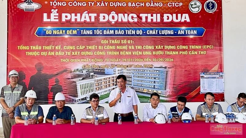 Ông Trần Văn Dũng - Phó Giám đốc Sở Y tế TP. Cần Thơ, phát biểu tại buổi lễ.