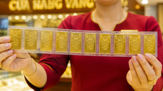 Giá vàng ngày 15/10: Đồng loạt giảm