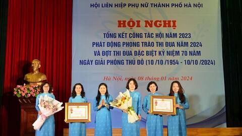 Tiên phong thí điểm mô hình “Tập hợp phụ nữ trên không gian mạng”
