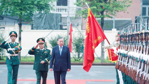 Tổng Bí thư, Chủ tịch nước: Xây dựng thế trận Pháo binh - Tên lửa trong nền quốc phòng toàn dân