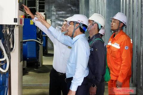 Ngành điện Thanh Hóa bảo đảm điện cho du lịch Sầm Sơn, đẩy mạnh tiết kiệm điện