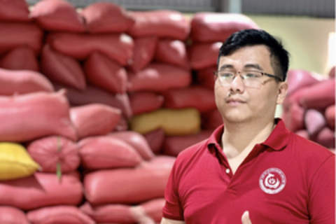 Cựu sinh viên Đại học Trà Vinh lập HTX xây dựng thương hiệu gạo sạch