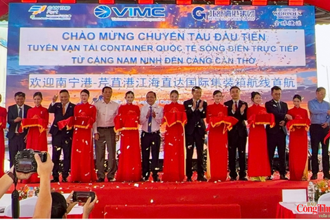 Cần Thơ mở tuyến vận tải container kết nối Tây Nam Trung Quốc