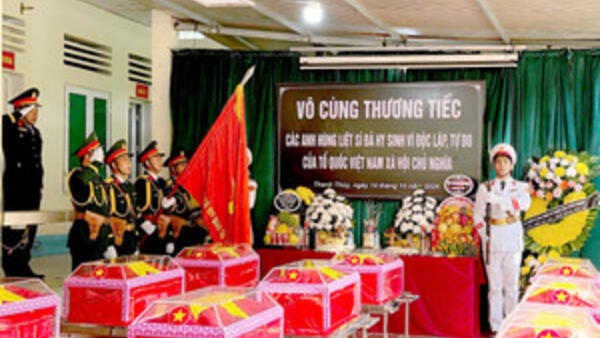 Tuyên Quang tiễn đưa 93 hài cốt liệt sĩ về Nghĩa trang Liệt sĩ Quốc gia Vị Xuyên