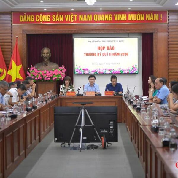Xây dựng chủ quyền văn hóa trên không gian số: Kiểm soát nguy cơ, làm chủ dữ liệu