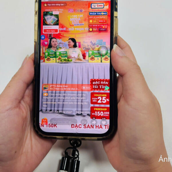 Shopee đồng hành cùng doanh nghiệp địa phương đưa sản phẩm OCOP lên thị trường số