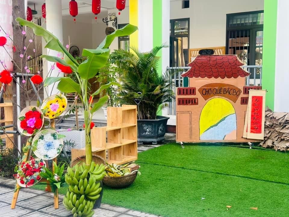 Không khí xuân ngập tràn trường học Không khí xuân ngập tràn trường học