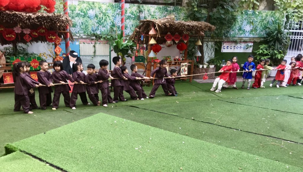 Không khí xuân ngập tràn trường học Không khí xuân ngập tràn trường học