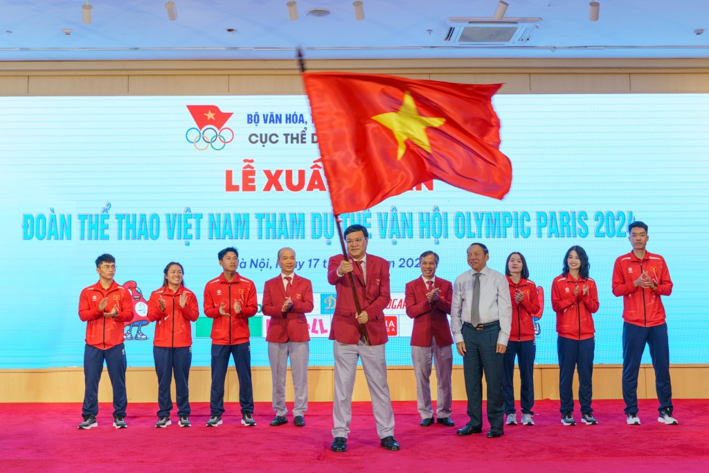1.1 Lễ xuất quân Đoàn thể thao Việt Nam (TTVN) tham dự Olympic Paris 2024 diễn ra ngày 17_7 tại Hà Nội 1.1 Lễ xuất quân Đoàn thể thao Việt Nam (TTVN) tham dự Olympic Paris 2024 diễn ra ngày 17_7 tại Hà Nội