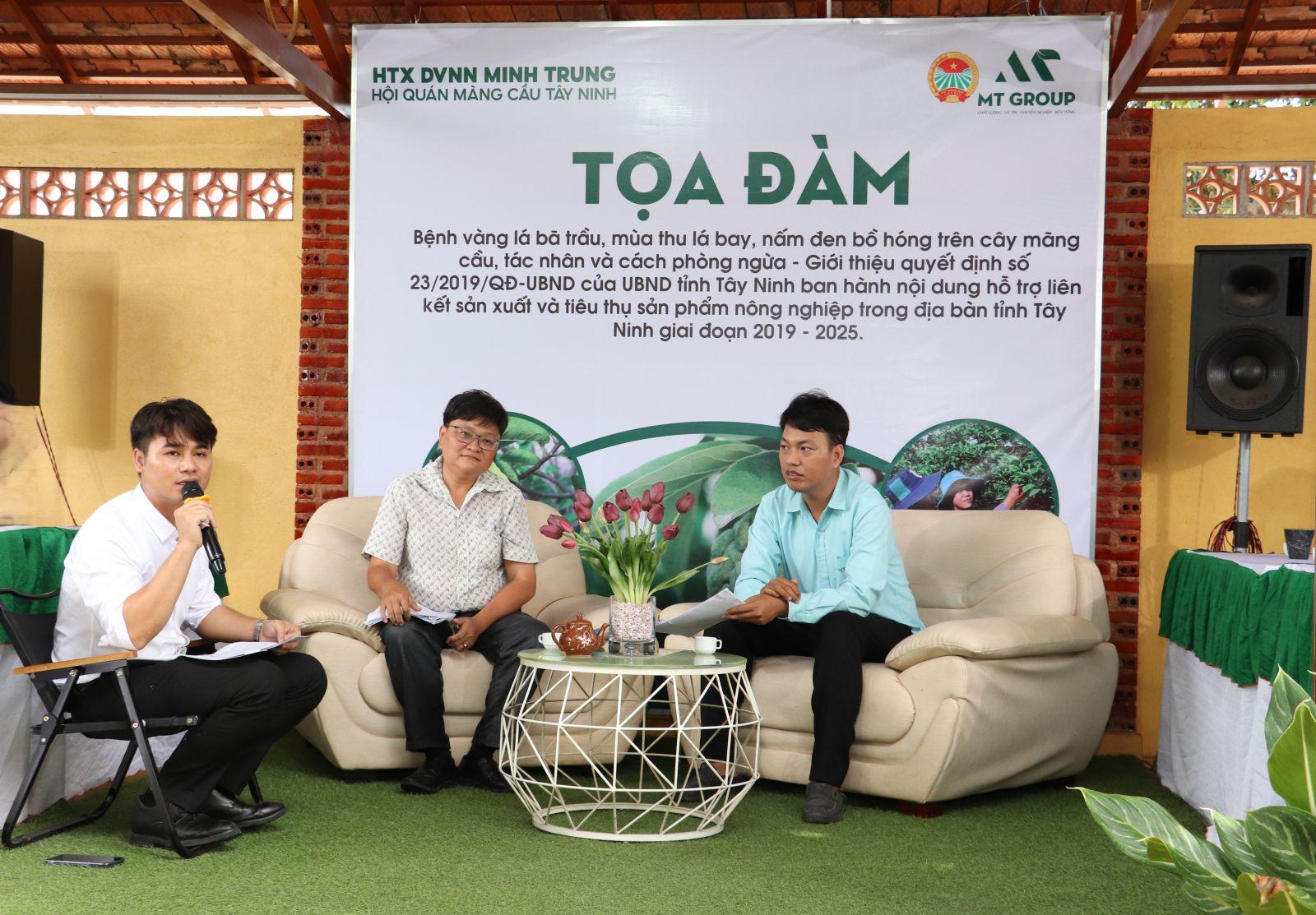 Nông dân thế hệ mới, làm mãng cầu theo cách mới 26_501_tn2.jpg