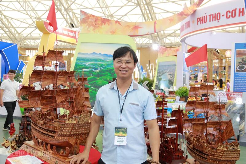 Anh Đặng Thanh Niêm, Công ty Mô hình thuyền buồm Quốc Điệp. Ảnh: Thanh Tuấn
