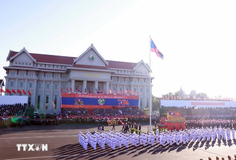 Chùm ảnh: Lễ kỷ niệm 50 năm Quốc khánh Lào - 15