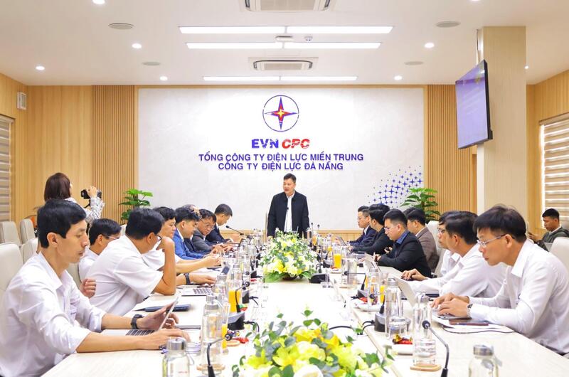 Đoàn công tác Bộ Công Thương làm việc với EVNCPC, PC Đà Nẵng kiểm tra tình hình chuẩn bị và phương án cung cấp điện dịp tết Nguyên đán Bính Ngọ năm 2026.