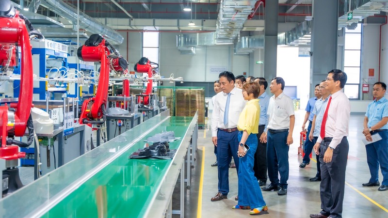 Nhiều nhà đầu tư có quy mô, công nghệ hiện đại đang chọn Huế là địa phương để hợp tác đầu tư. Ảnh: M. Hiếu