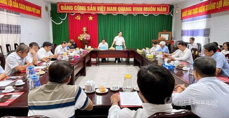 Quang cảnh tại buổi làm việc. Ảnh: Khánh Ngọc.