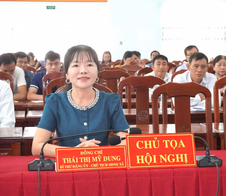Chân dung nữ Bí thư Đảng ủy xã Long Vĩnh, tỉnh Vĩnh Long. z8024442197404-e8d6993263912077244dc43fad4438e0.jpg