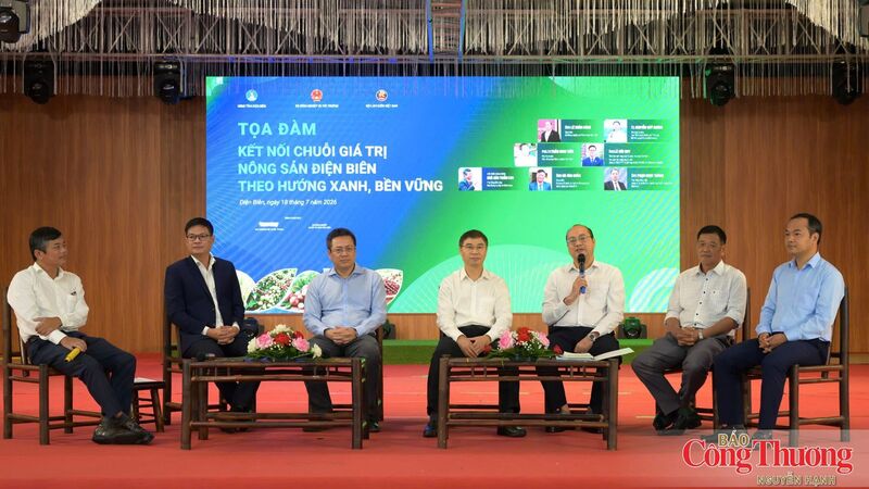 Toàn cảnh Tọa đàm.