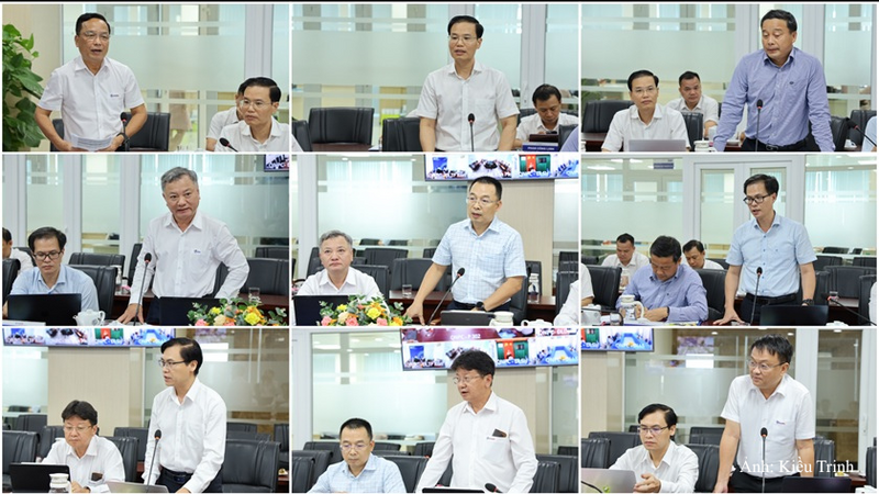 Các thành viên đoàn công tác phát biểu tại buổi làm việc.