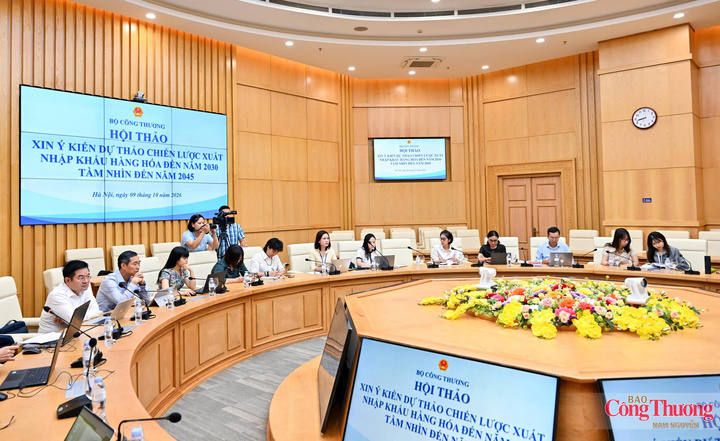 Nhiều hiệp hội tham gia góp ý kiến tại hội thảo.